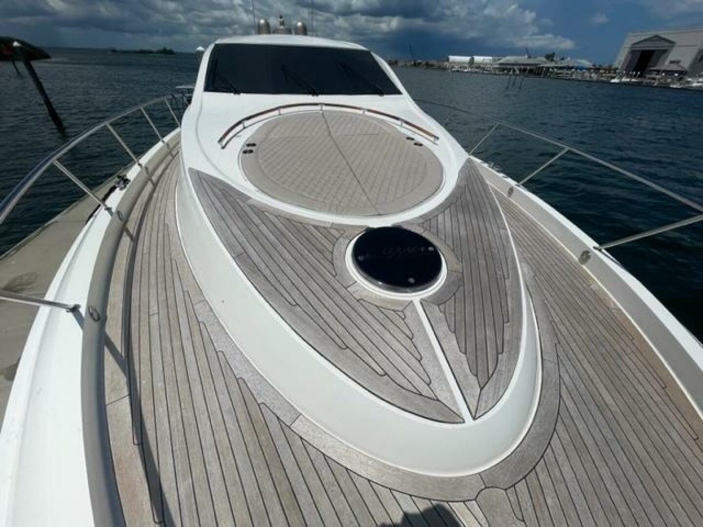 2007 75' Lazzara Yachts 75 SLX