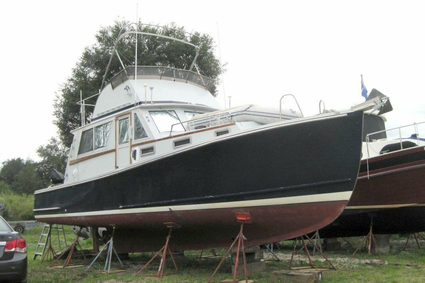 1983 34' Wilbur 34 Downeast Trawler