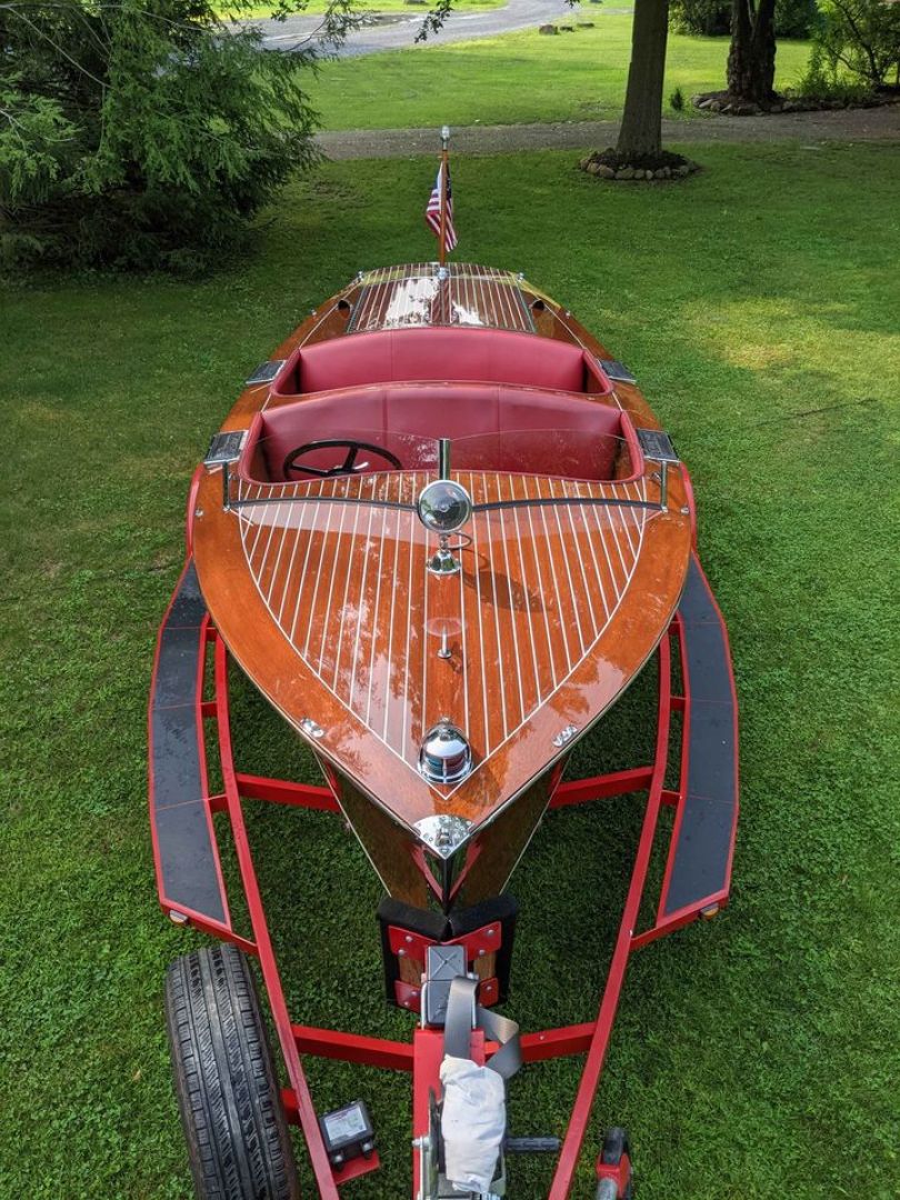 1937 17' Chris-Craft Runabout Deluxe