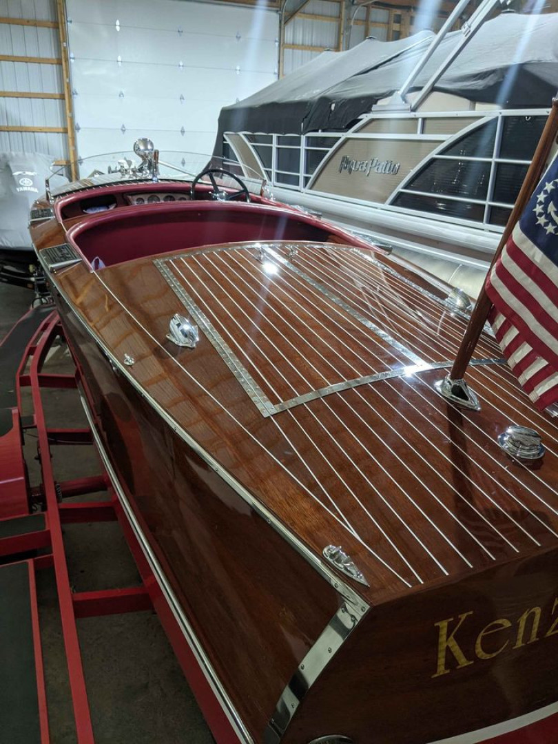 1937 17' Chris-Craft Runabout Deluxe