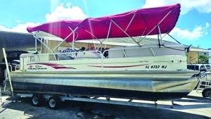 2007 26' 4" SUN TRACKER PARTY BARGE 25 REGENCY EDITION