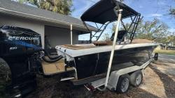 2001 27' Concept 27 CC