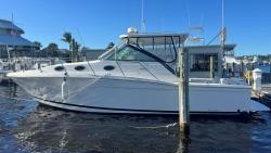 2001 33' Wellcraft 330 Coastal