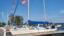 1979 40' Hughes 3910