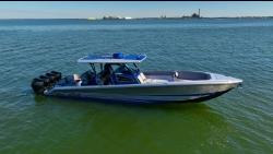 2024 39' Nor-Tech 390 Sport Center Console