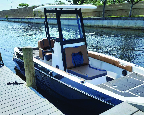 2024 22' 6" SCARAB 235 OPEN