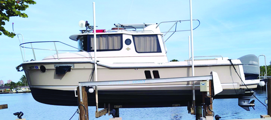 2021 29' 6" RANGER TUGS R-25