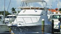 1989 37' CHRIS CRAFT 372 CATALINA