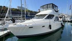1996 37' Bayliner 3788 Command Bridge