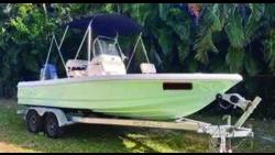 2016 20' ROBALO 206 CAYMAN
