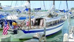 1976 33' CHEOY LEE YANKEE CLIPPER