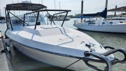 2001 35' Contender 35 Side Console
