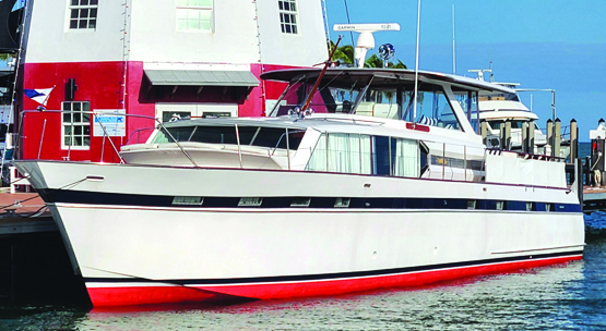 1965 58' CHRIS-CRAFT 58 ROAMER