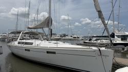 2017 45' Beneteau 