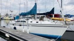 1992 33' Hunter 33.5
