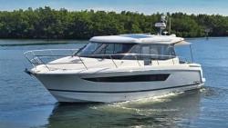 2018 36' Jeanneau NC 11