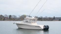 2009 33' Grady-White Express 330