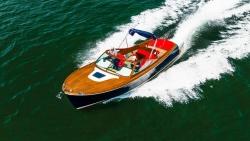 2005 29' Hinckley Talaria 29R