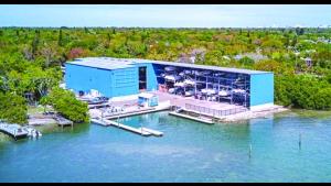 MARINER'S COVE MARINA